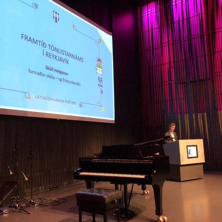Framtíð tónlistarnáms – aukið aðgengi …
Skúli Helgason Rvk